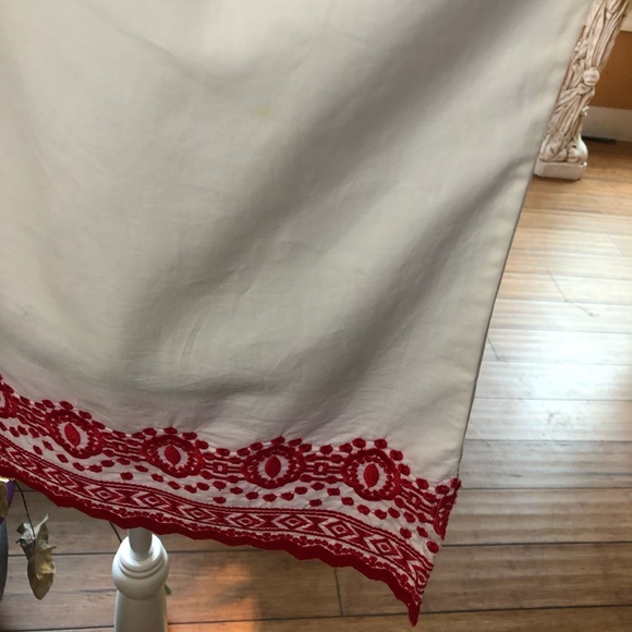 Talbots White poplin shell top with embroidery L - Picture 3 of 6